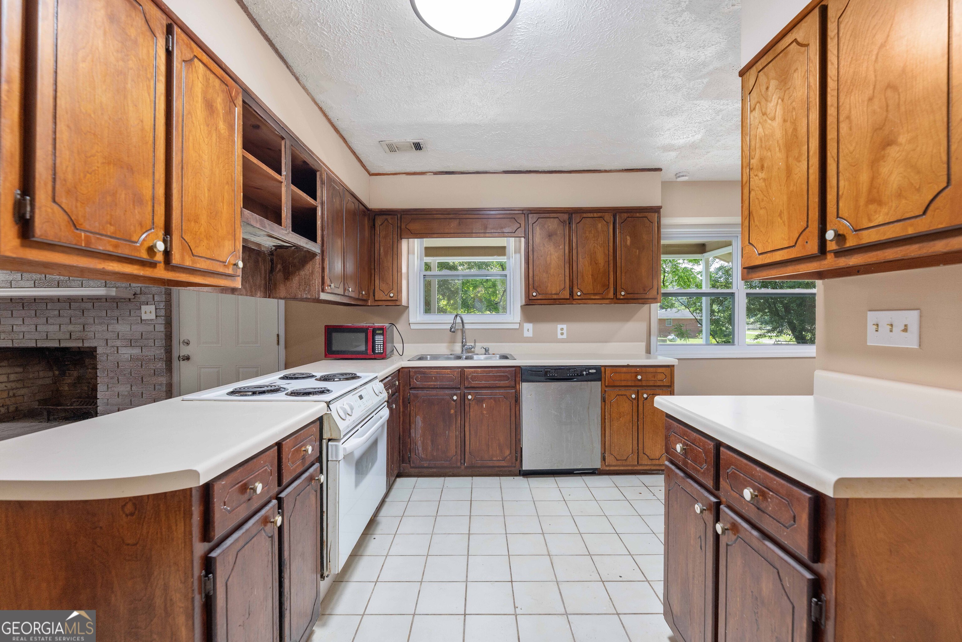 604 Pear Street West Point, GA 31833 - Photo 10 of 30