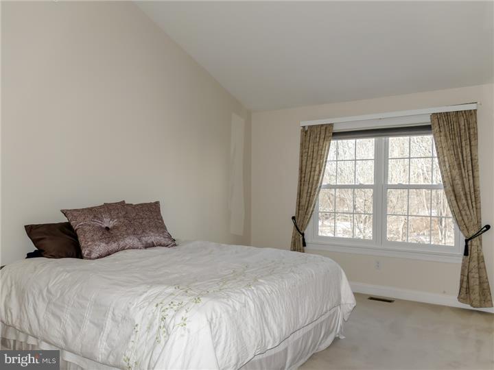 4606 Old Oak Road Doylestown, PA 18902 - Photo 13 of 23 Gallery Image 13