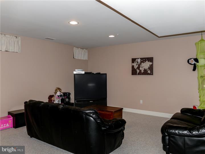 4606 Old Oak Road Doylestown, PA 18902 - Photo 20 of 23 Gallery Image 20