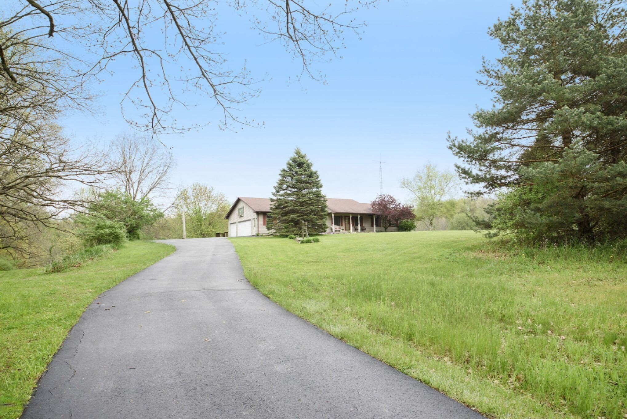17512 20 Mile Road Marshall, MI 49068 - Photo 3 of 20 MvgzRwY8