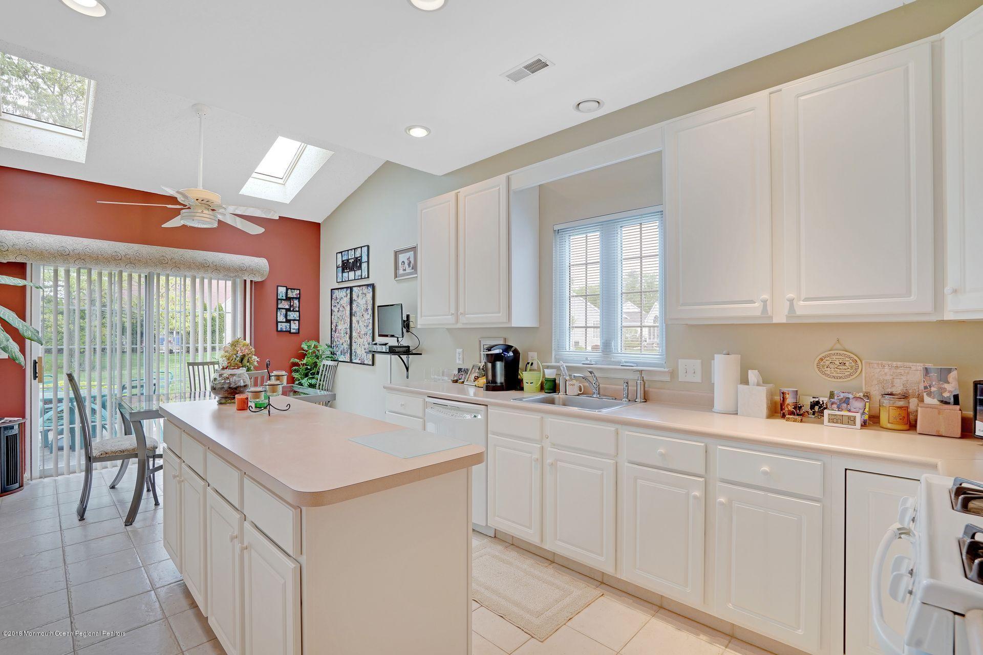 7 Rye Court Jackson, NJ 08527 - Photo 27 of 32 27