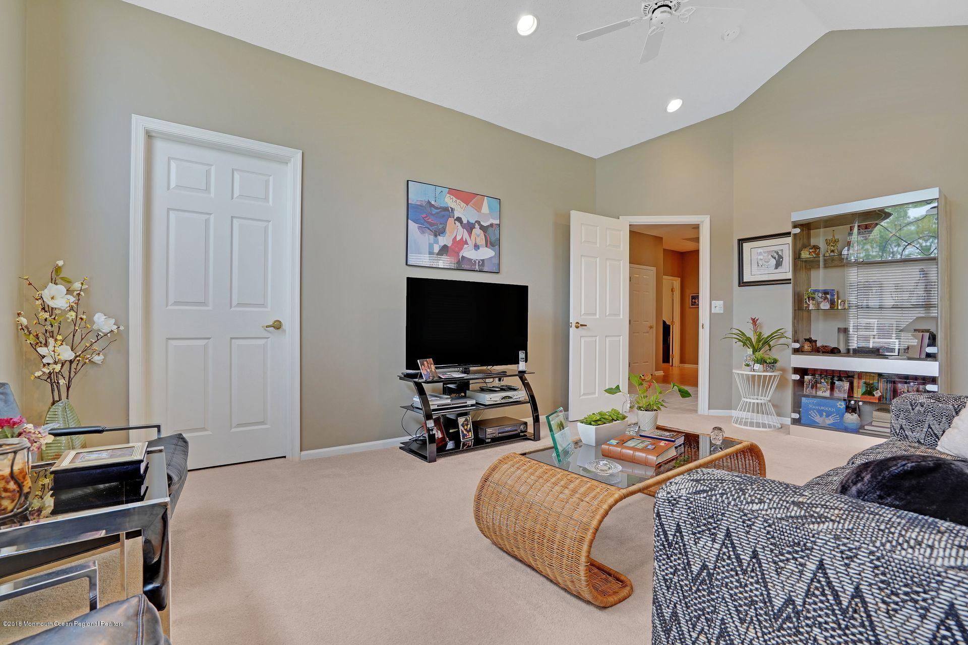 7 Rye Court Jackson, NJ 08527 - Photo 10 of 32 10