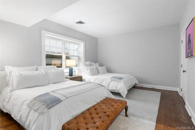 $250,000 | 327 Georgica Road, East Hampton, NY 11937