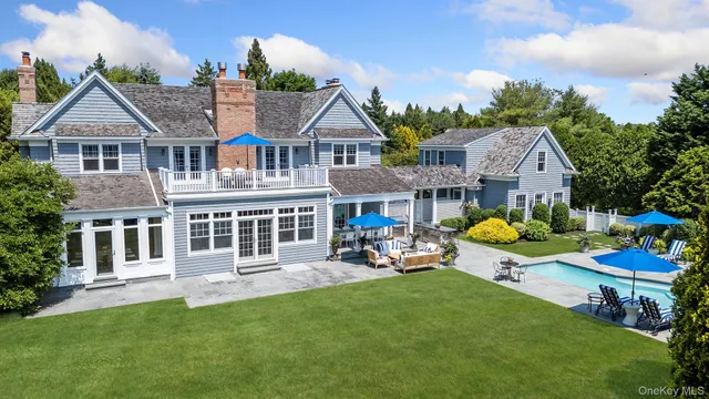 $250,000 | 327 Georgica Road, East Hampton, NY 11937