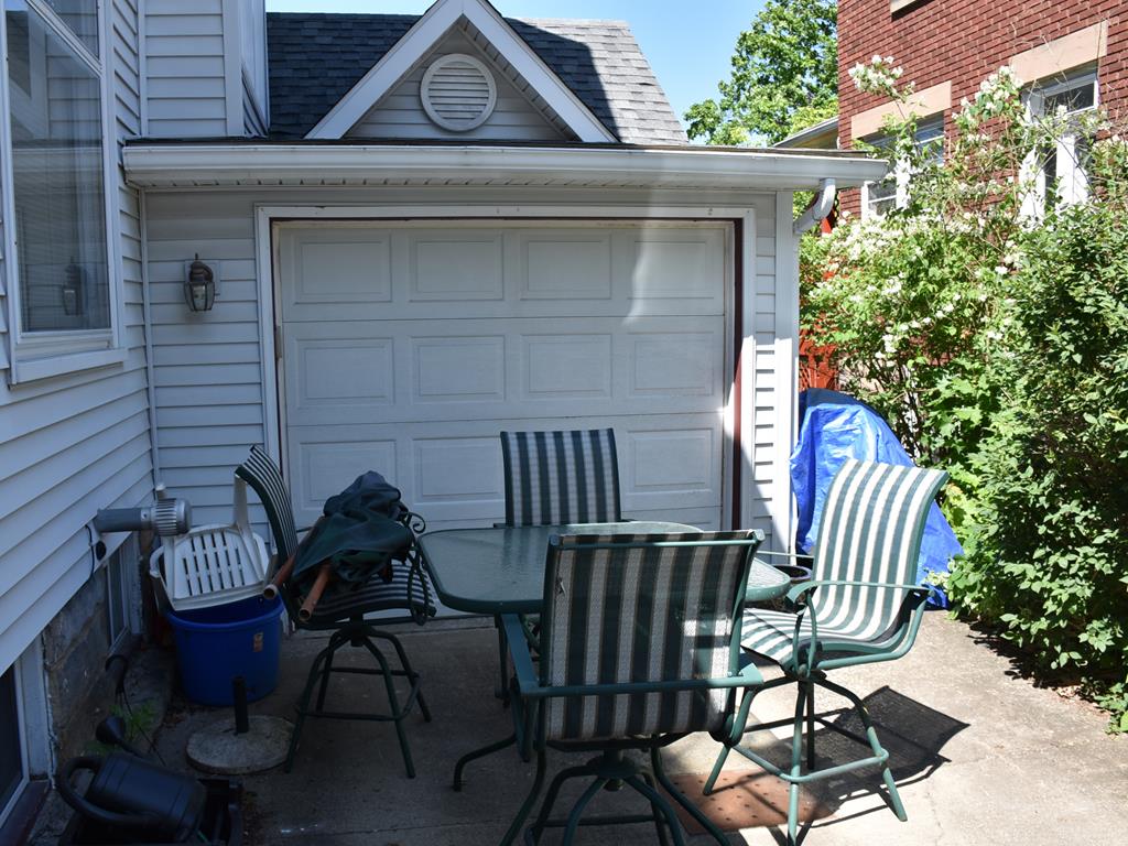 655 Chestnut Street Meadville, PA 16335 - Photo 38 of 43 a view of a chair and table in the balcony
