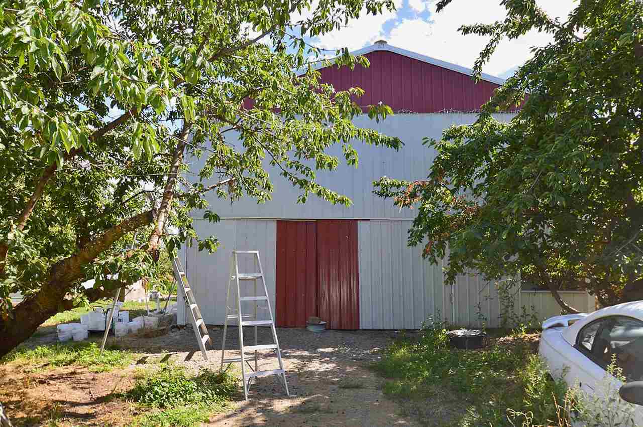 8110 East Greenbluff Road Colbert, WA 99005 - Photo 8 of 18
