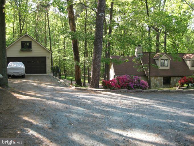 878 Shore Acres Road Arnold, MD 21012 - Photo 27 of 27 Exterior (Front)