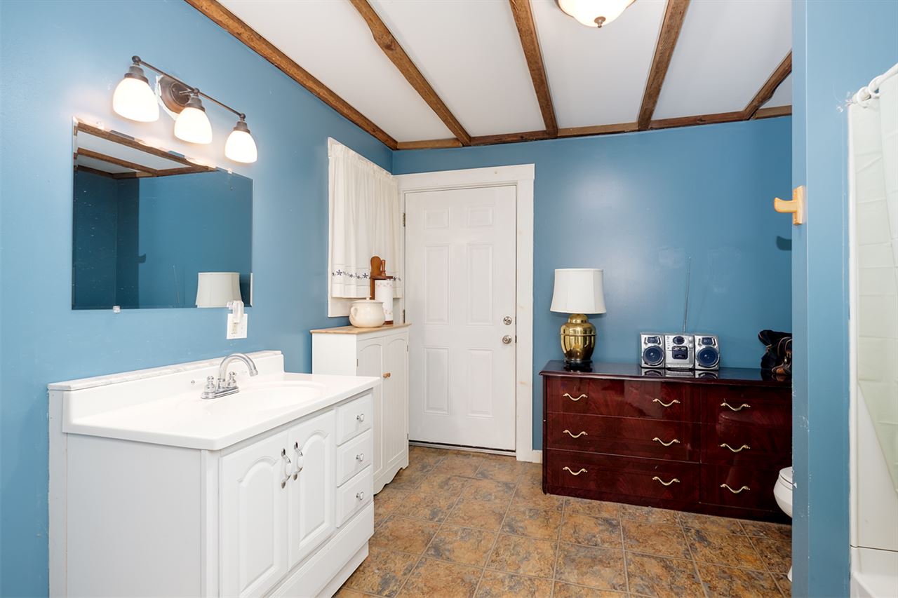 291 Old Bay Road New Durham, NH 03855 - Photo 38 of 40 Gallery Image 38