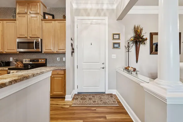 $775,000 | 200 River Landing Drive, Unit 204F, Charleston, SC 29492