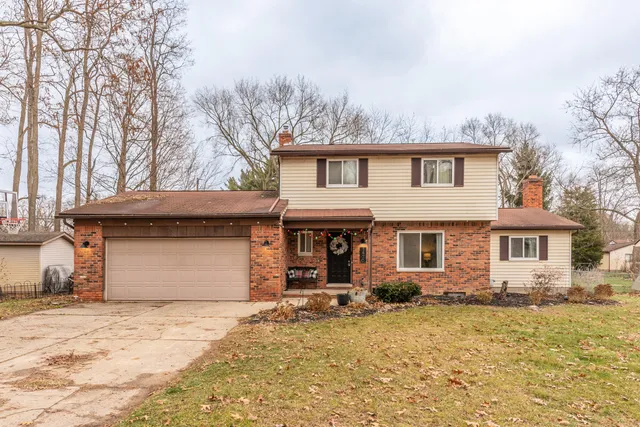 $365,000 | 1470 Nightingale Road, Wixom, MI 48393