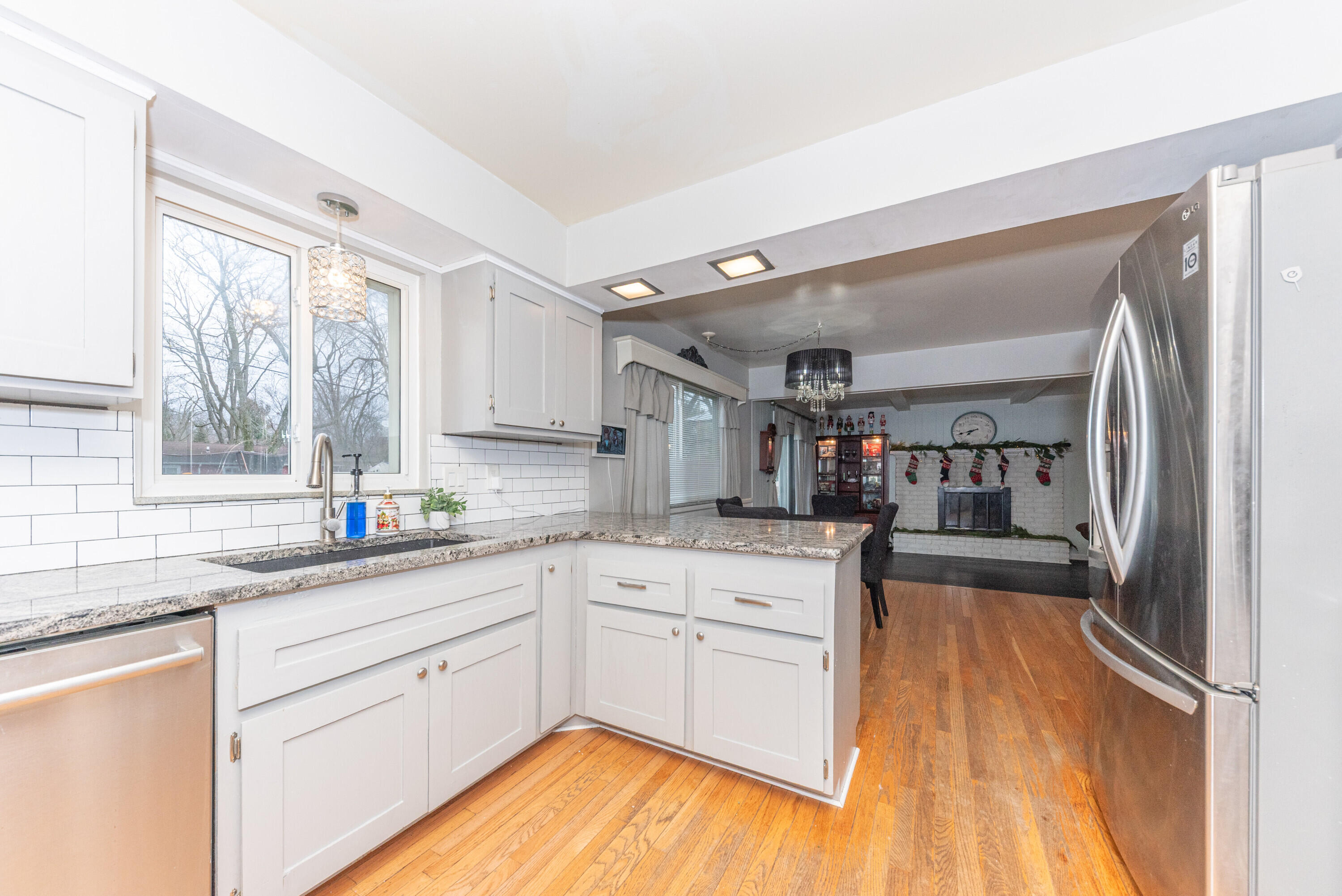 1470 Nightingale Road Wixom, MI 48393 - Photo 12 of 42 017_14