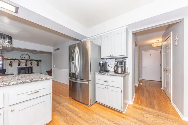 $365,000 | 1470 Nightingale Road, Wixom, MI 48393