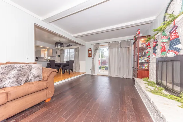 $365,000 | 1470 Nightingale Road, Wixom, MI 48393