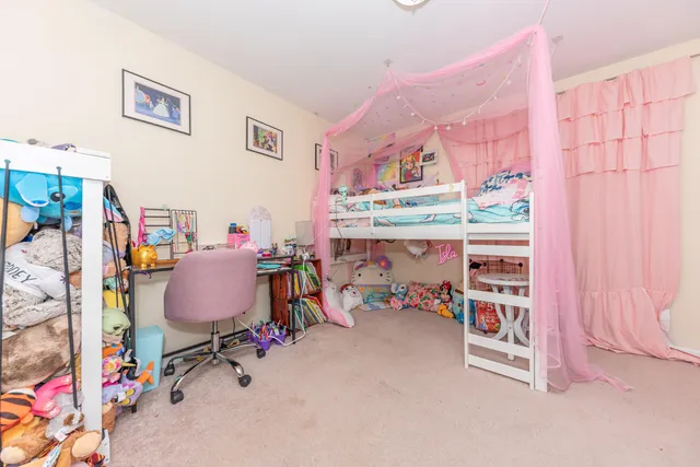 $365,000 | 1470 Nightingale Road, Wixom, MI 48393