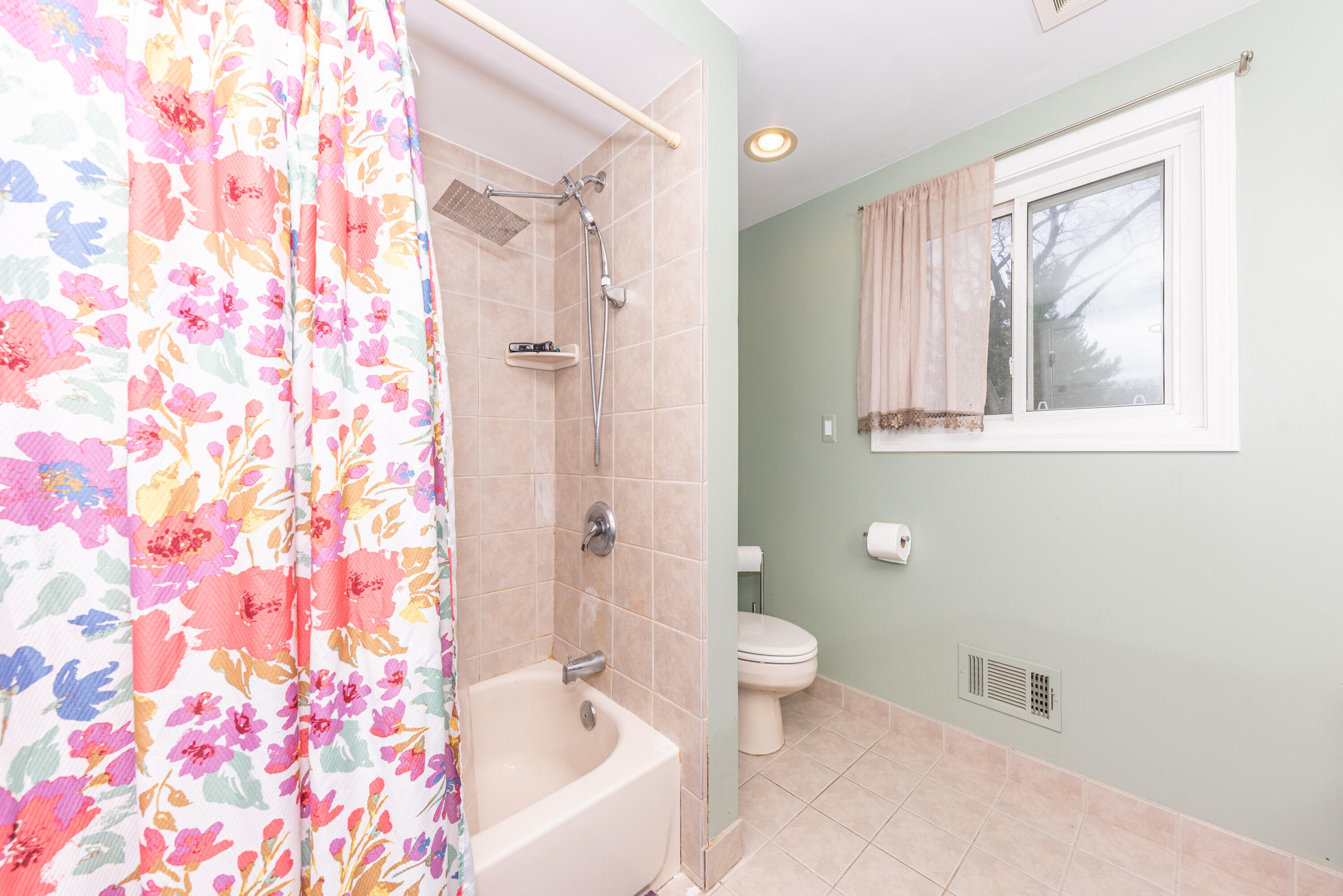 1470 Nightingale Road Wixom, MI 48393 - Photo 29 of 42 034_27