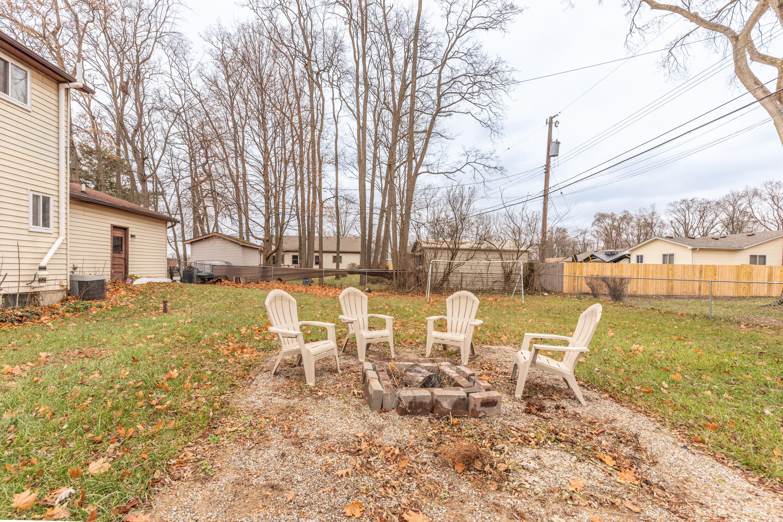 1470 Nightingale Road Wixom, MI 48393 - Photo 37 of 42 004_40