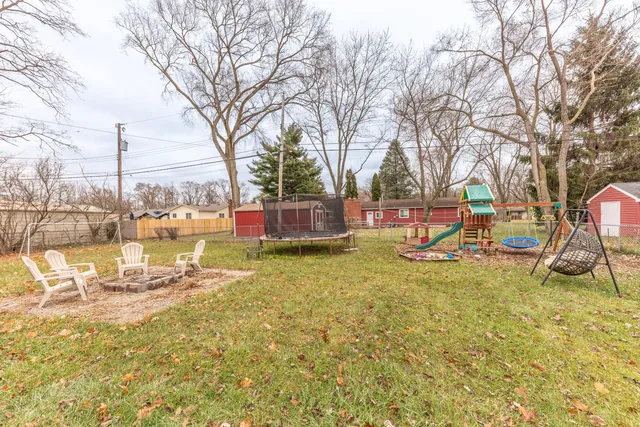 $365,000 | 1470 Nightingale Road, Wixom, MI 48393