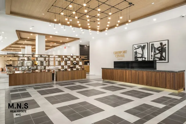 $3,245 | 65 Dupont Street, Unit 720 | Greenpoint