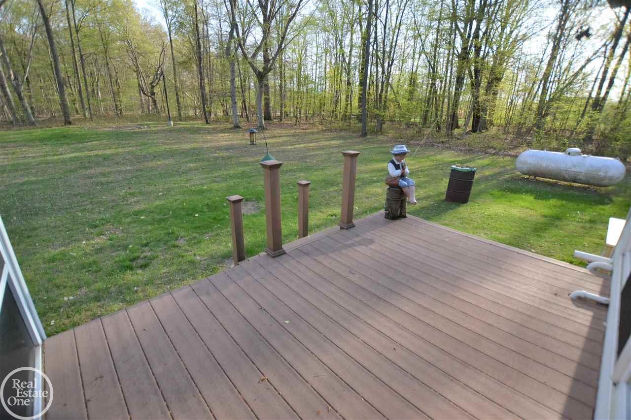 9465 Weber Road Columbus, MI 48063 - Photo 21 of 27
