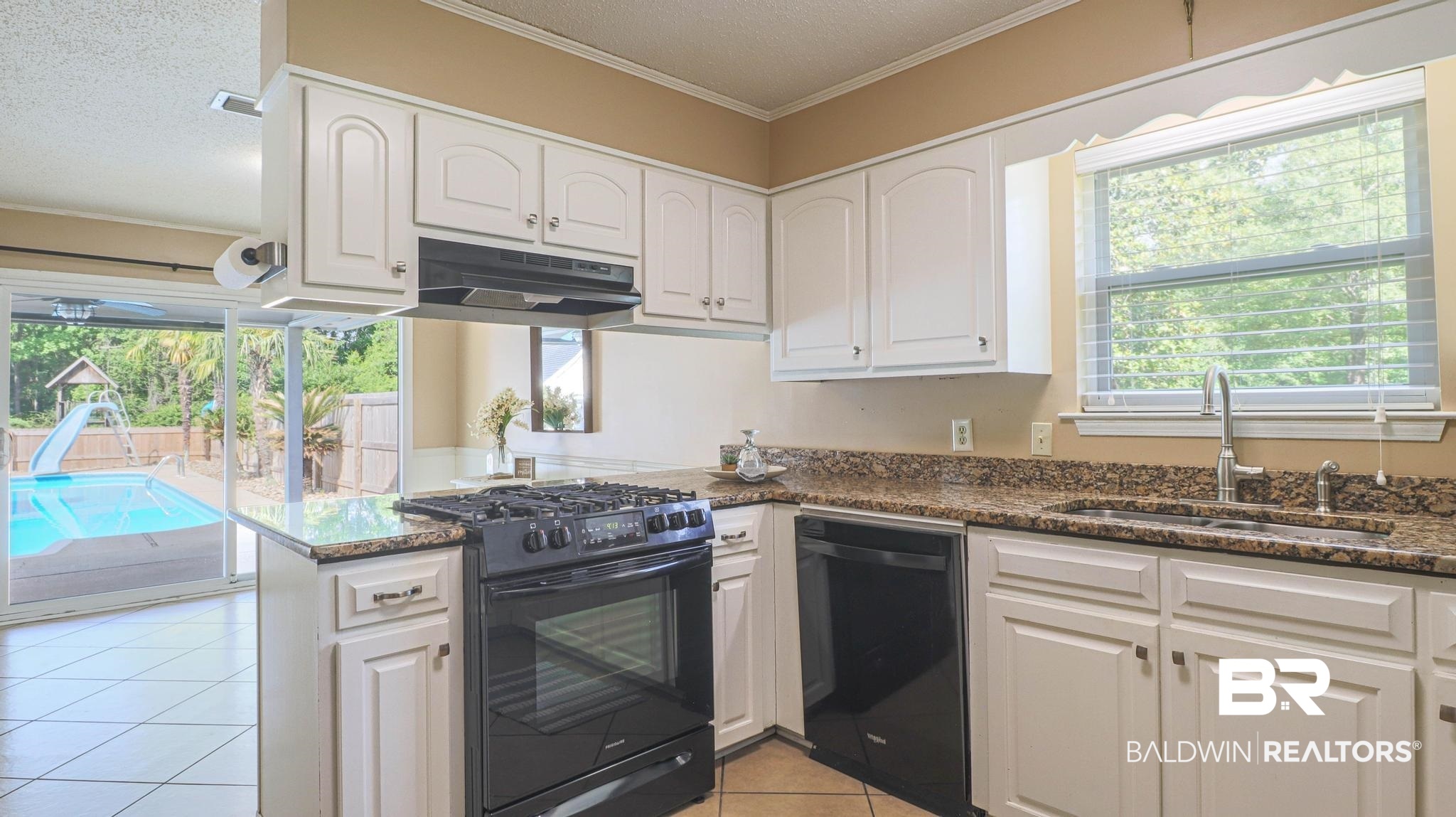 4151 Hunters Horn Court Eight Mile, AL 36613 - Photo 8 of 24