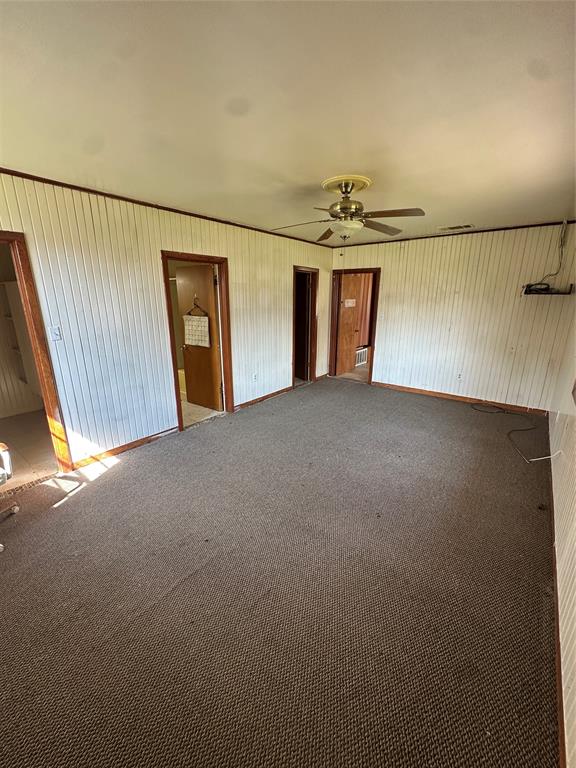 2741 Mill Street Ringgold, LA 71068 - Photo 14 of 30 a view of a livingroom with a staircase