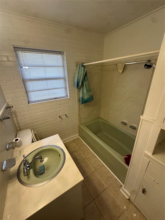 2741 Mill Street Ringgold, LA 71068 - Photo 30 of 30 a bathroom with a sink a toilet and shower
