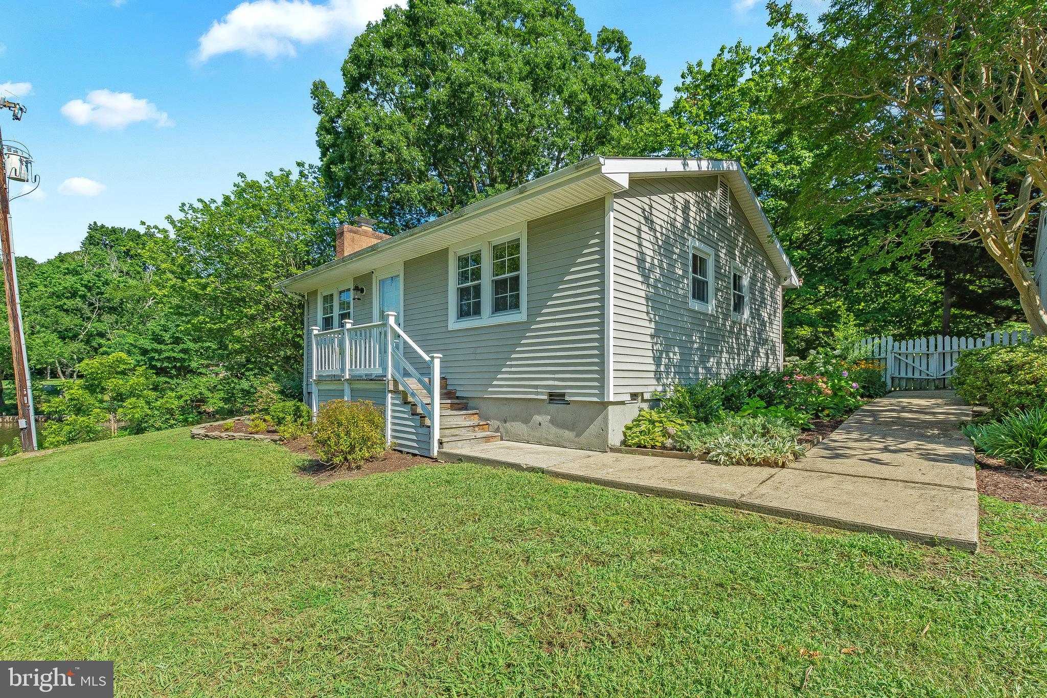 12867 Mccready Road Lusby, MD 20657 - Photo 7 of 36 Welcome Home