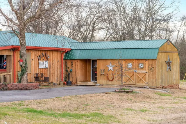 a view of a entryway door of the house