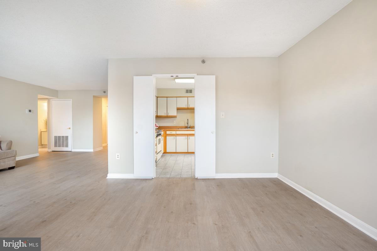 15115 Interlachen Drive, Unit 3525 Silver Spring, MD 20906 - Photo 17 of 37