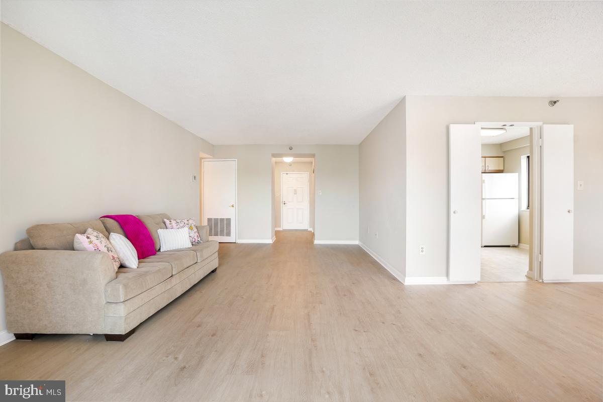 15115 Interlachen Drive, Unit 3525 Silver Spring, MD 20906 - Photo 9 of 37