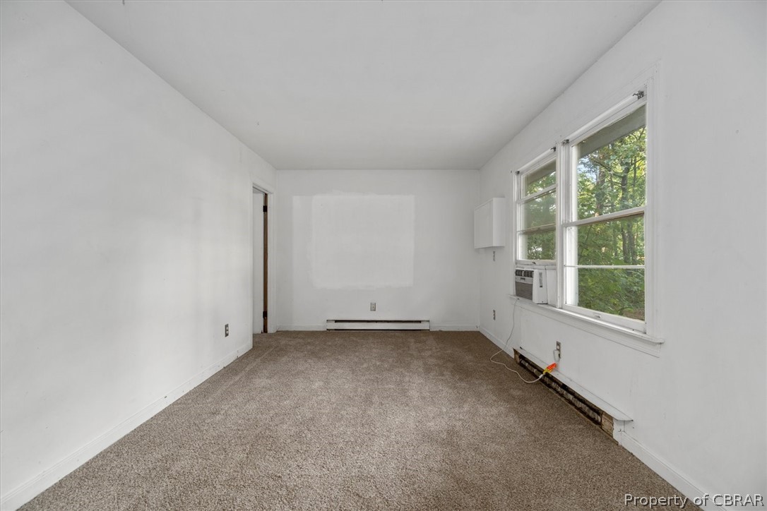 3089 Severn Wharf Road Hayes, VA 23072 - Photo 6 of 47 Gallery Image 6