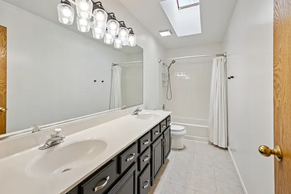 $499,900 | 96 Alexandra Court, Mundelein, IL 60060