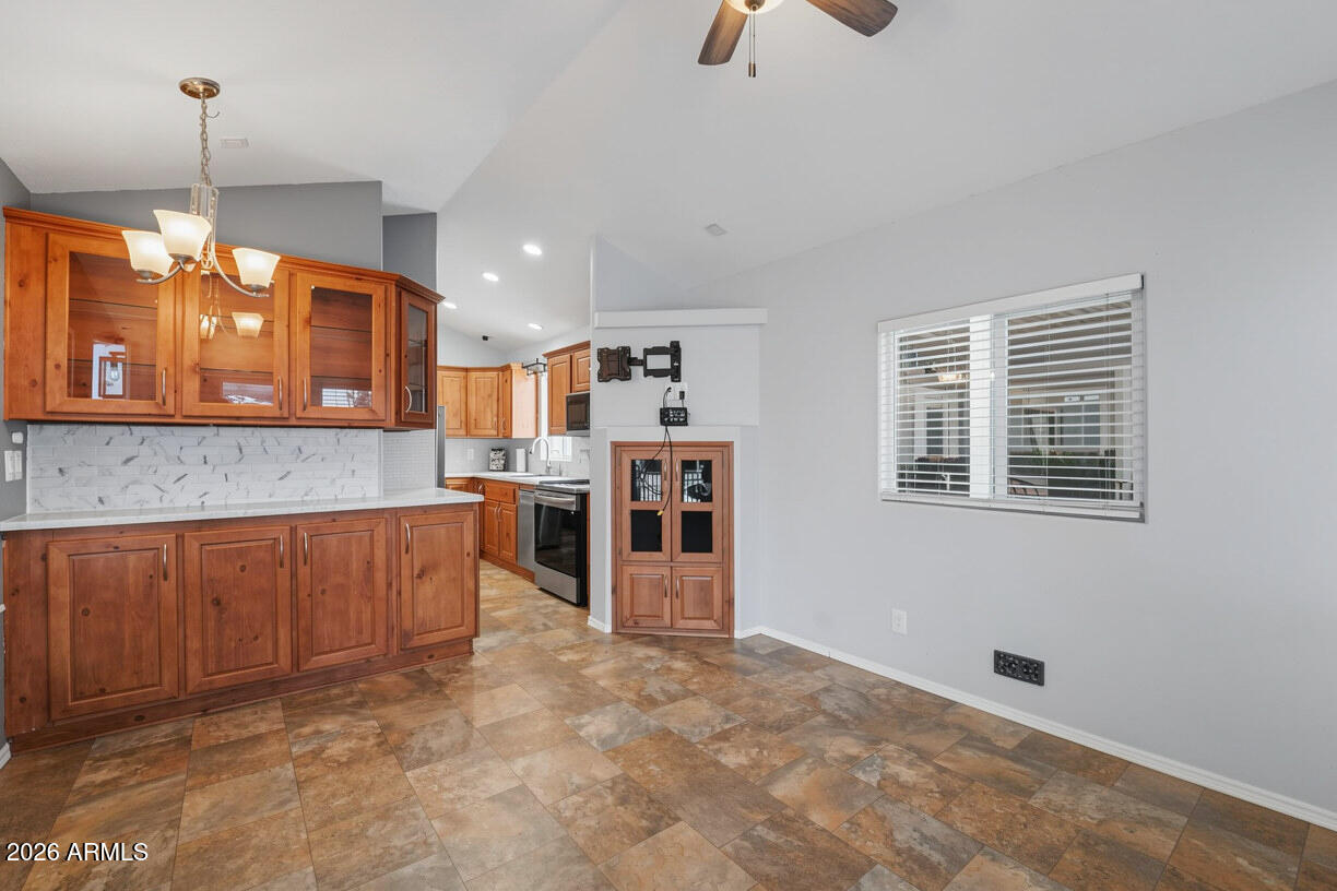 303 North Lindsay Road, Unit T69 Mesa, AZ 85213 - Photo 6 of 33 303 N Lindsay Rd T69-06