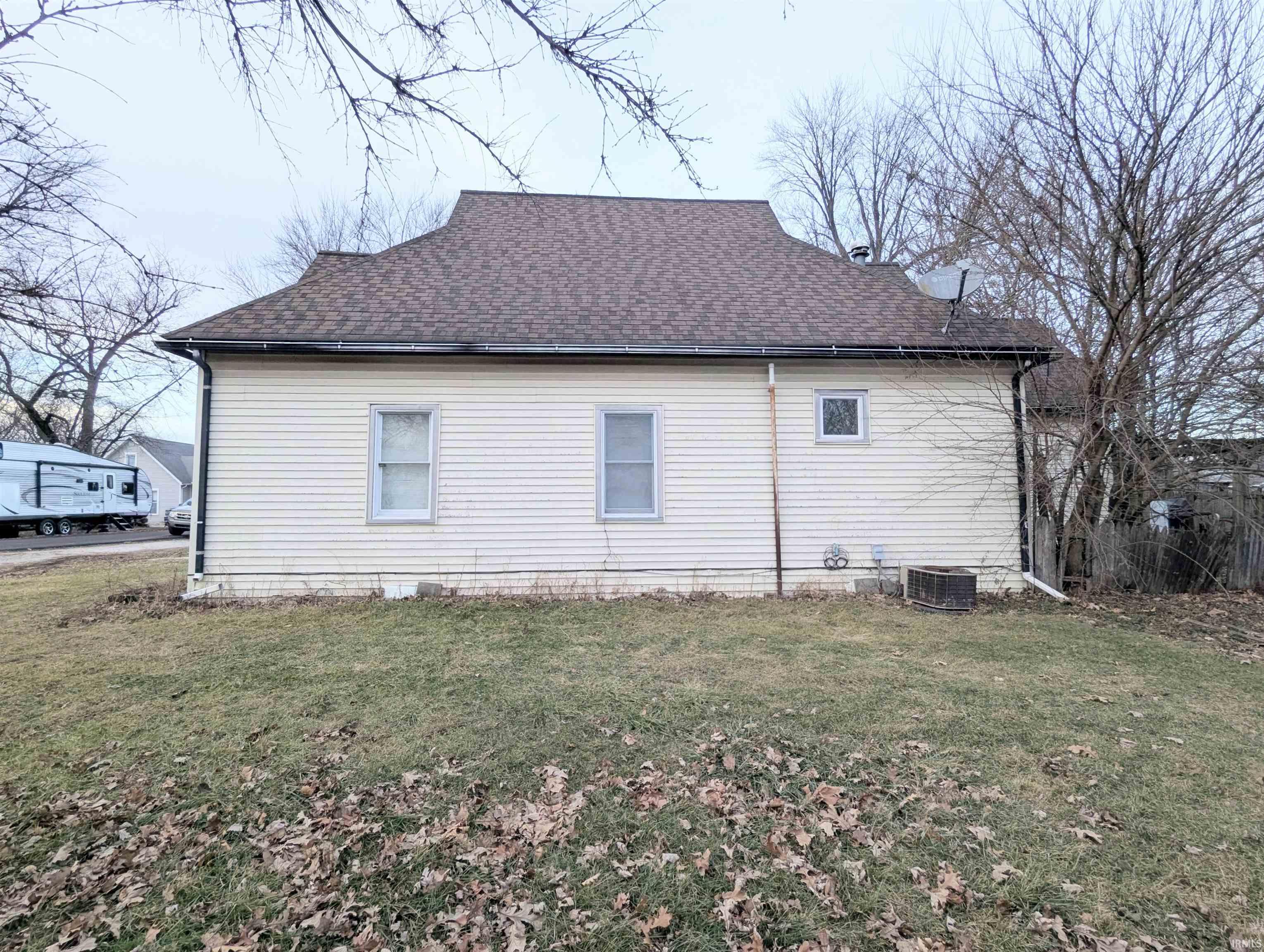 314 Craven Street Sweetser, IN 46952 - Photo 33 of 36