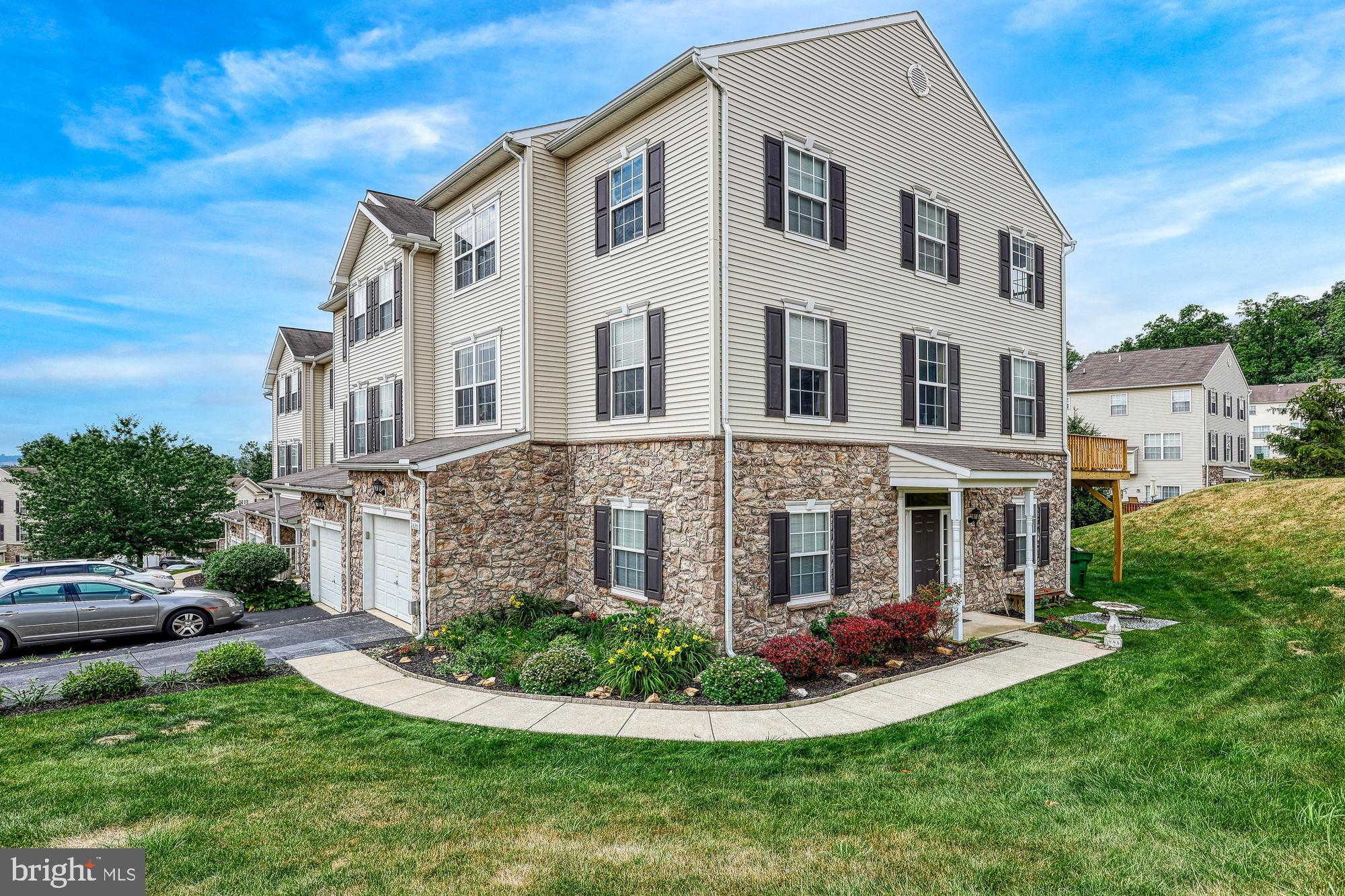 420 Marion Road York, PA 17406 - Photo 1 of 47 Gallery Image 1