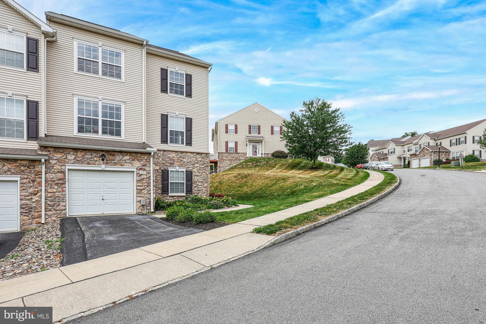 420 Marion Road York, PA 17406 - Photo 3 of 47 Gallery Image 3