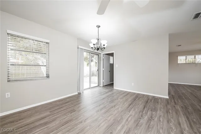 $1,965 | 744 Pineland Avenue, Venice, FL 34285