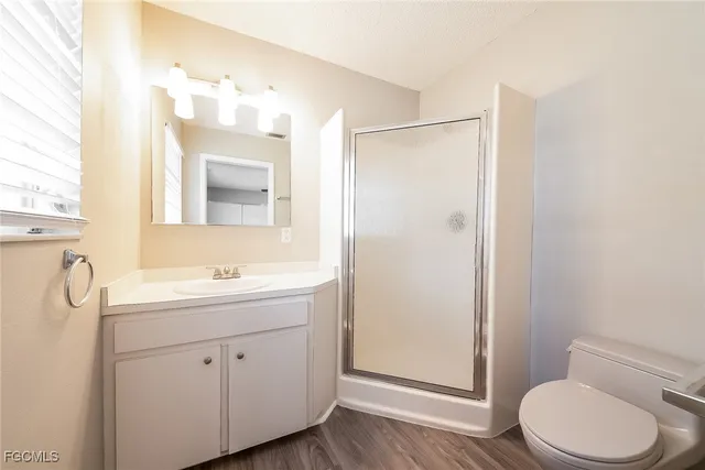 $1,965 | 744 Pineland Avenue, Venice, FL 34285