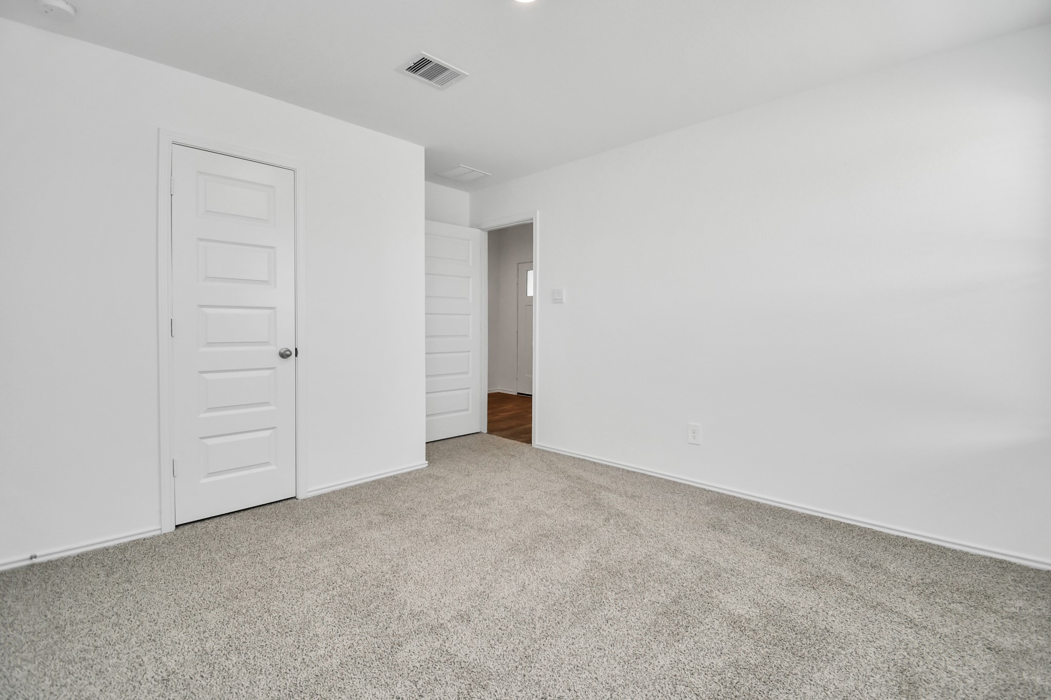 2715 Willow Gulch Way Rosenberg, TX 77469 - Photo 13 of 39 a view of an empty room