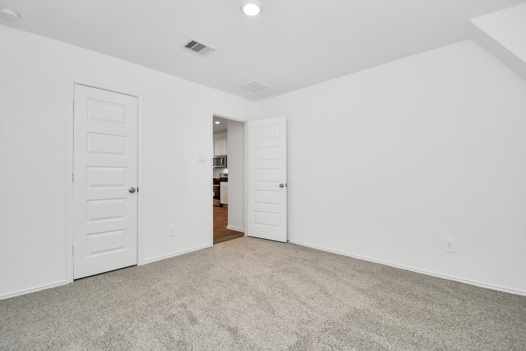 2715 Willow Gulch Way Rosenberg, TX 77469 - Photo 20 of 39 a view of an empty room