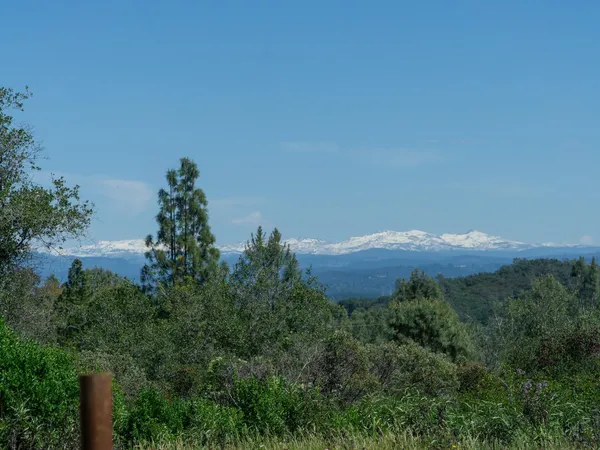 $799,000 | 3924 Pine Cone Drive, Rescue, CA 95672