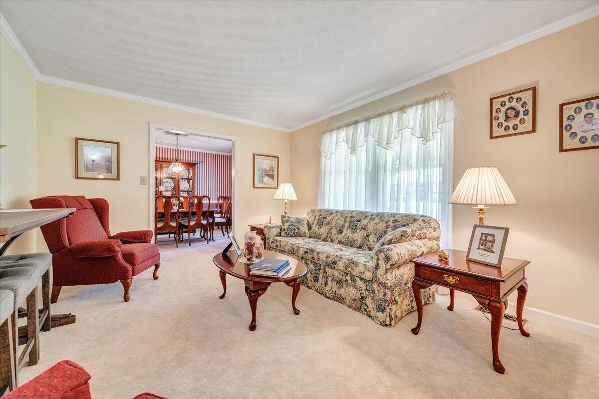 5921 Buckland Mill Road Roanoke, VA 24019 - Photo 9 of 94 09-MIB07751