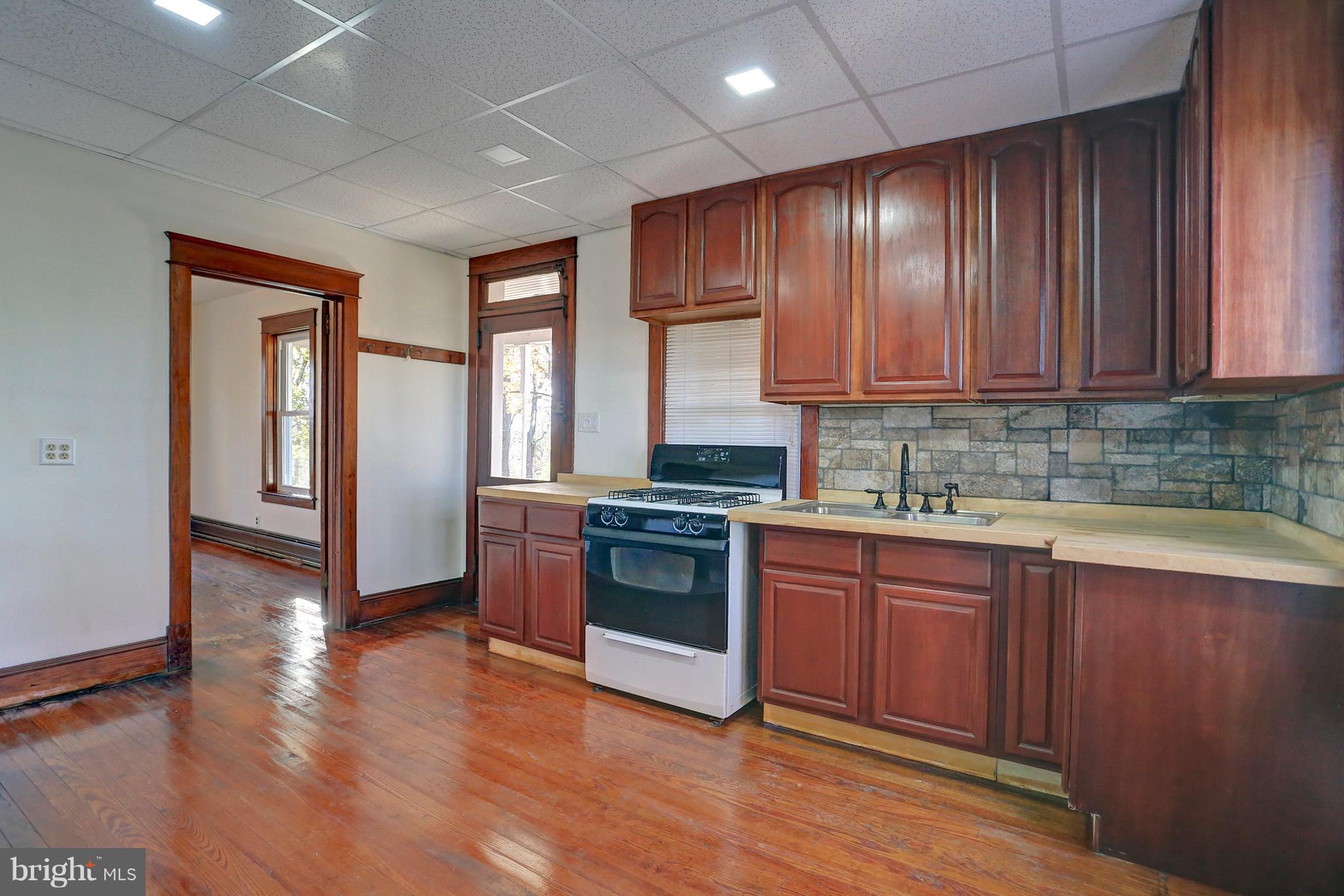2298 Chambersburg Road Gettysburg, PA 17325 - Photo 13 of 37 Gallery Image 13