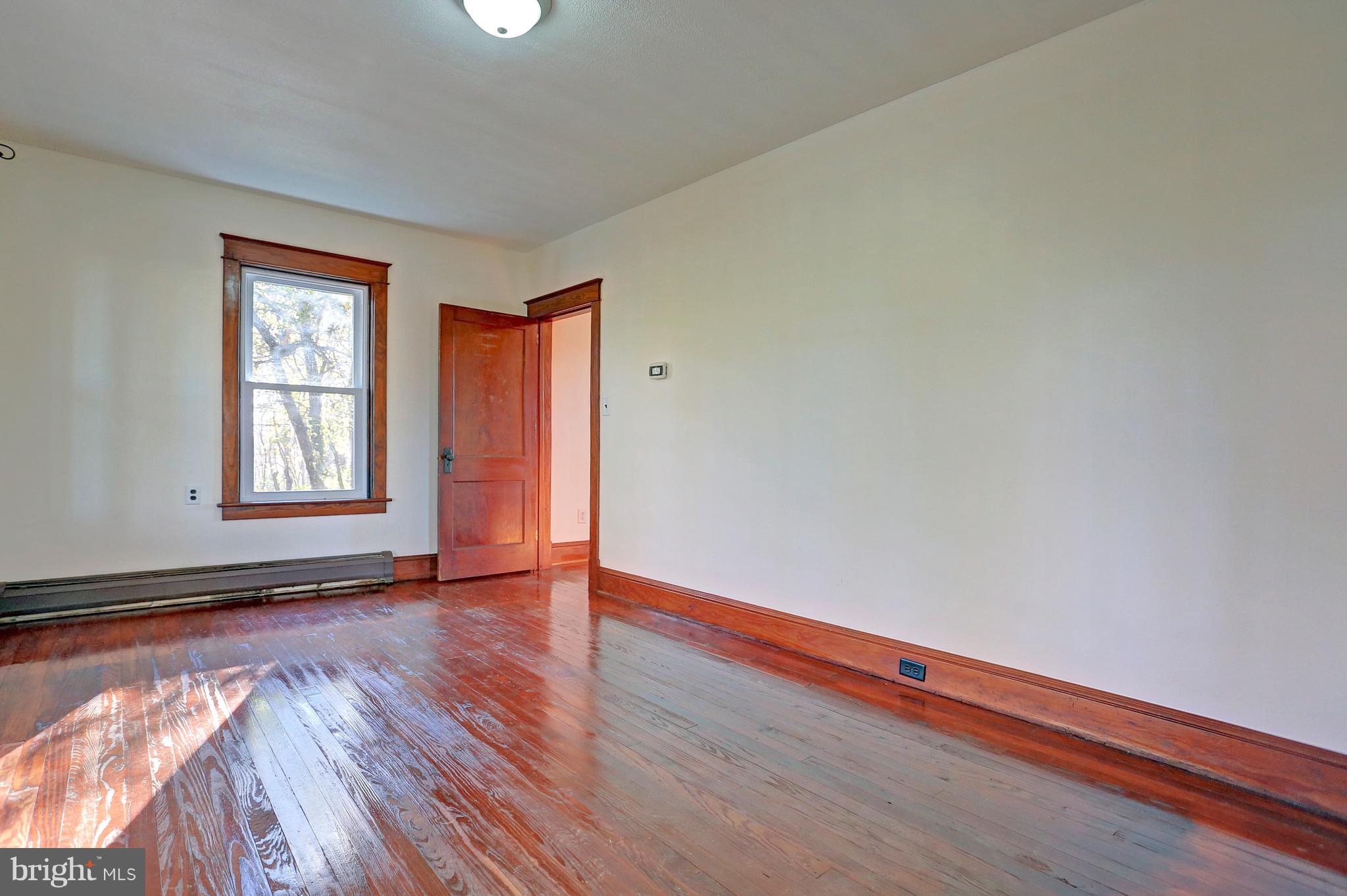 2298 Chambersburg Road Gettysburg, PA 17325 - Photo 7 of 37 Gallery Image 7