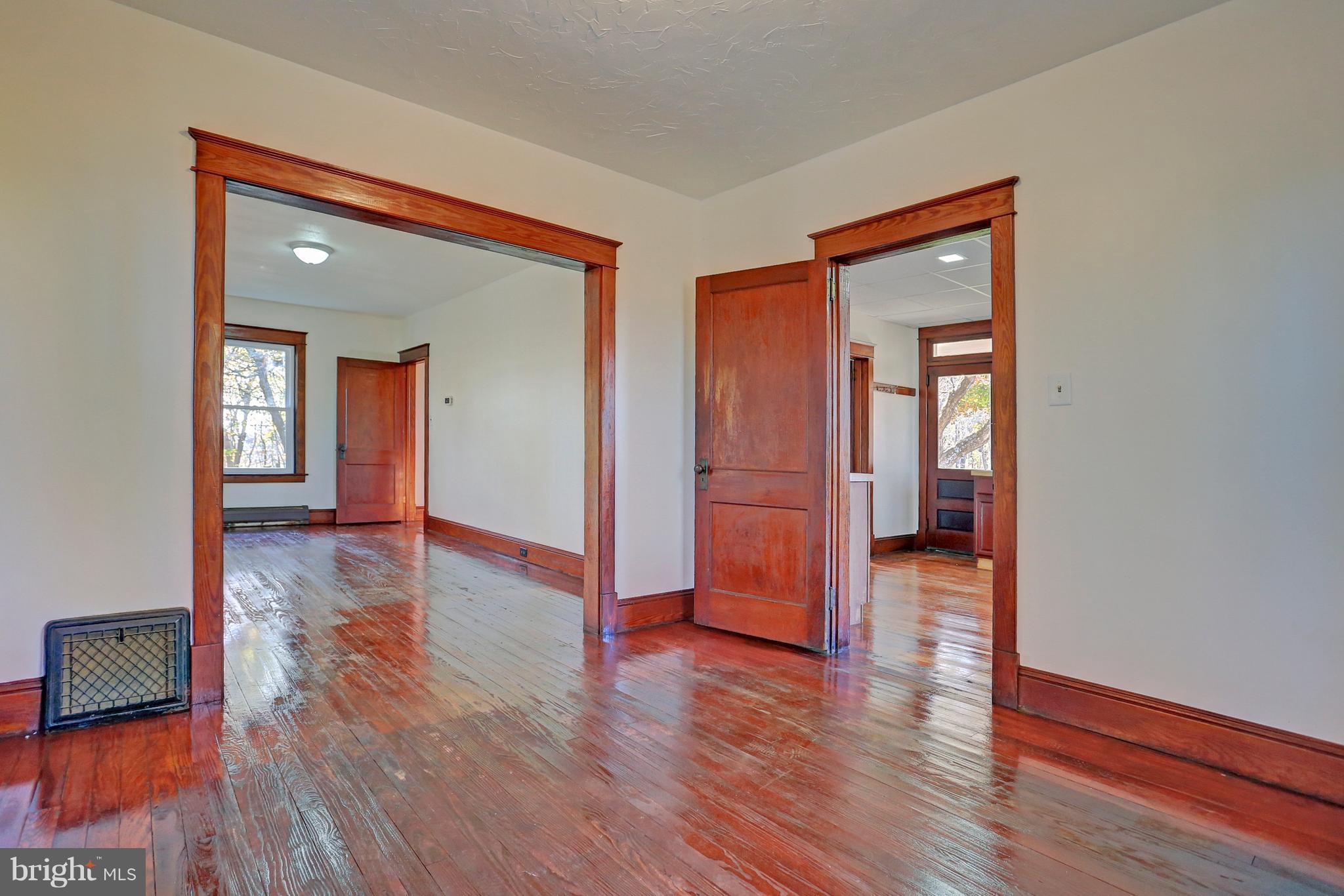 2298 Chambersburg Road Gettysburg, PA 17325 - Photo 10 of 37 Gallery Image 10