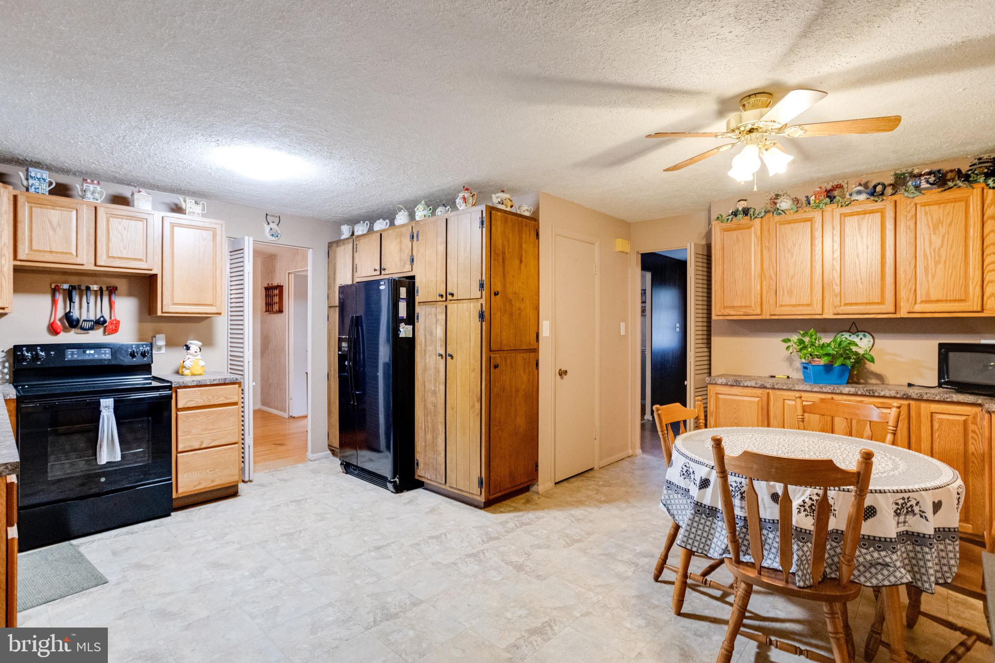 9505 Gunview Road Baltimore, MD 21236 - Photo 18 of 59