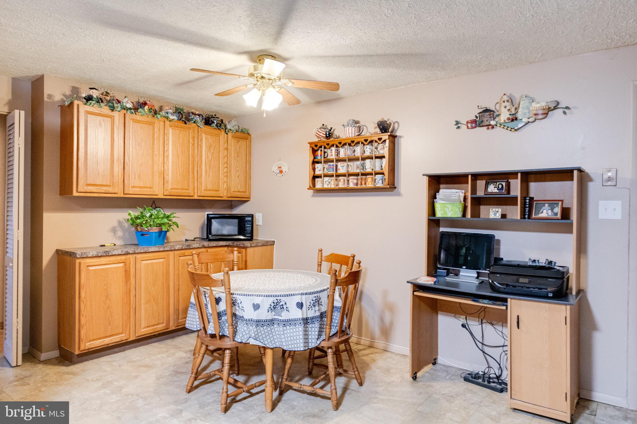 9505 Gunview Road Baltimore, MD 21236 - Photo 23 of 59