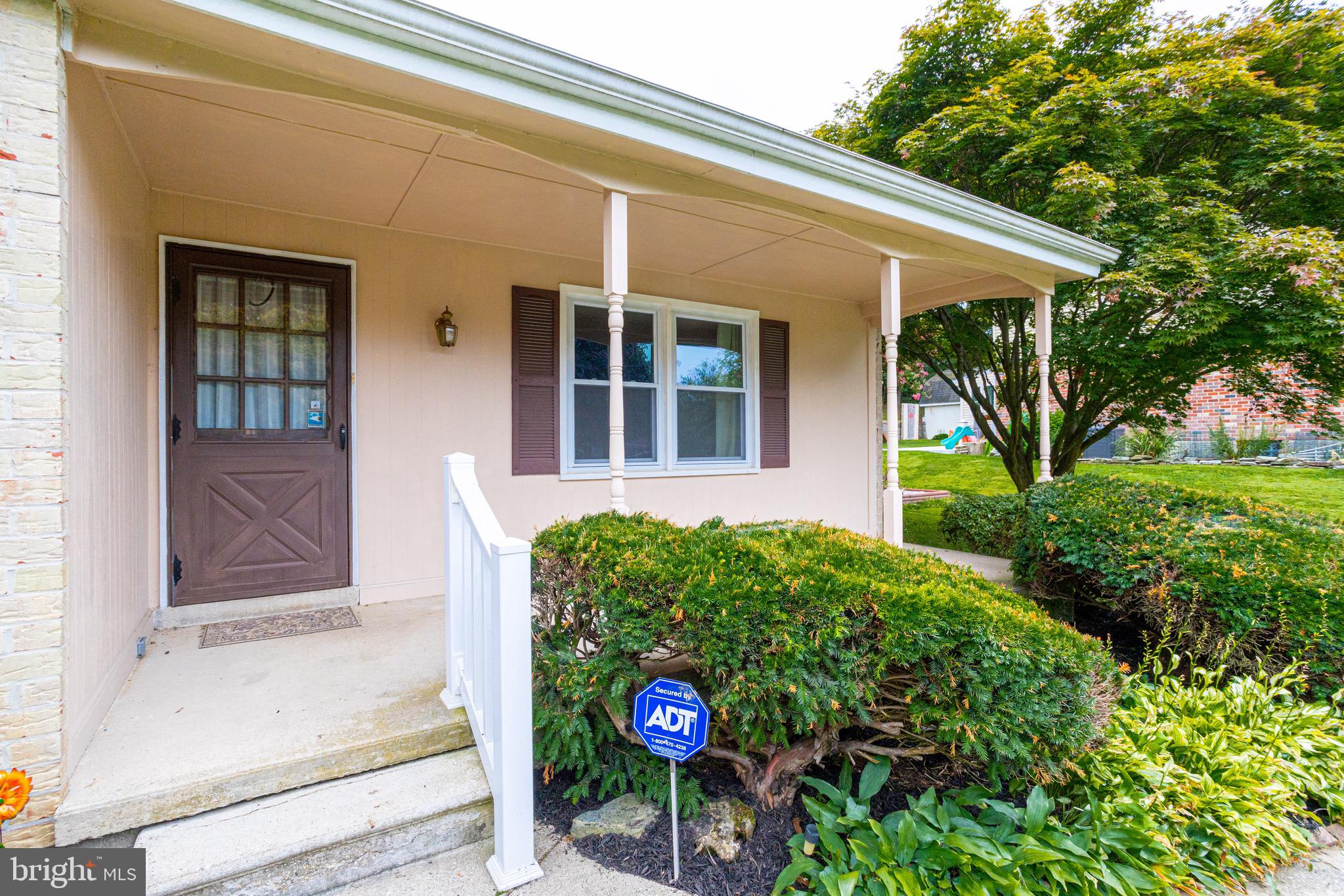 9505 Gunview Road Baltimore, MD 21236 - Photo 5 of 59