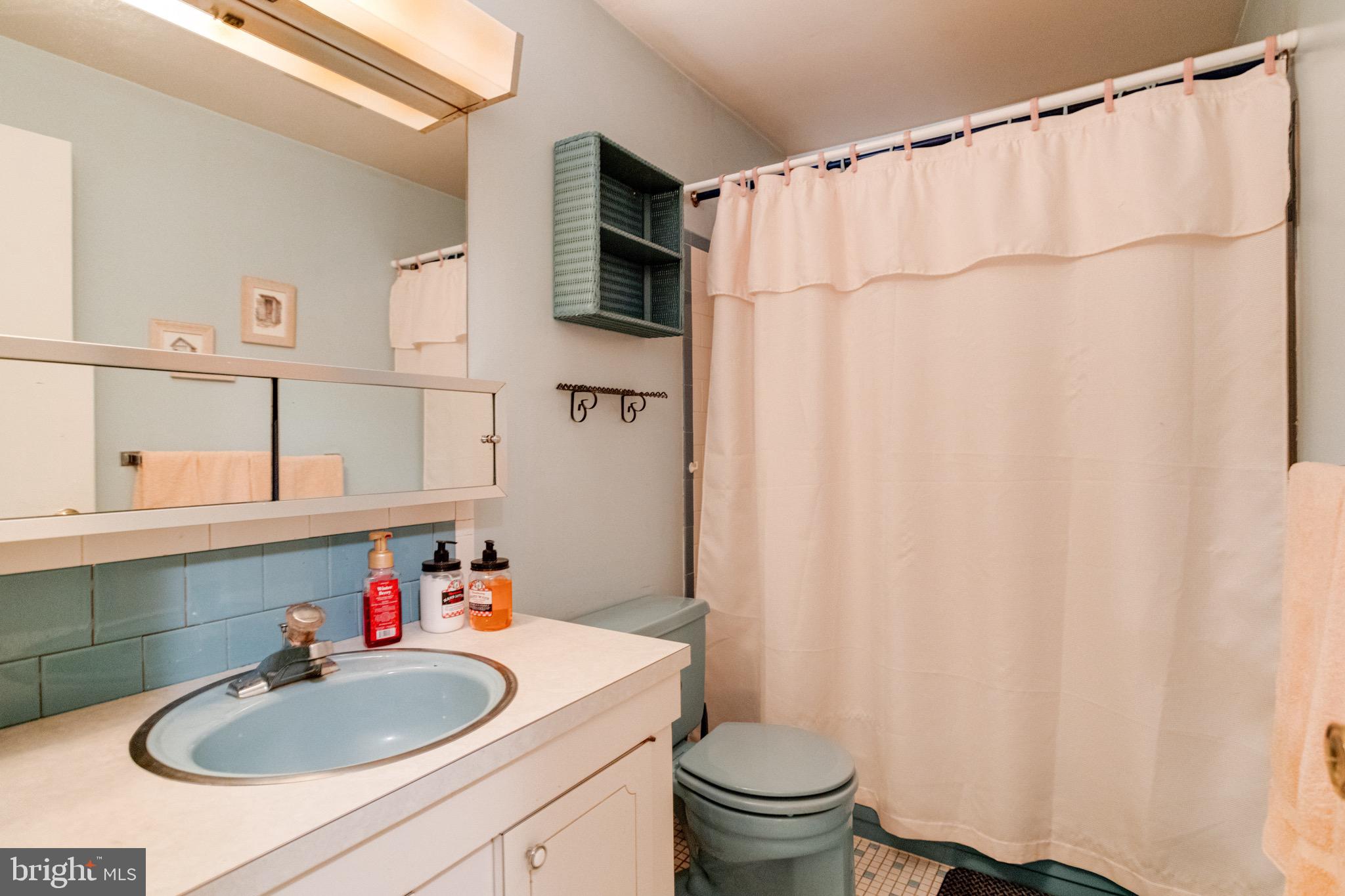 9505 Gunview Road Baltimore, MD 21236 - Photo 44 of 59
