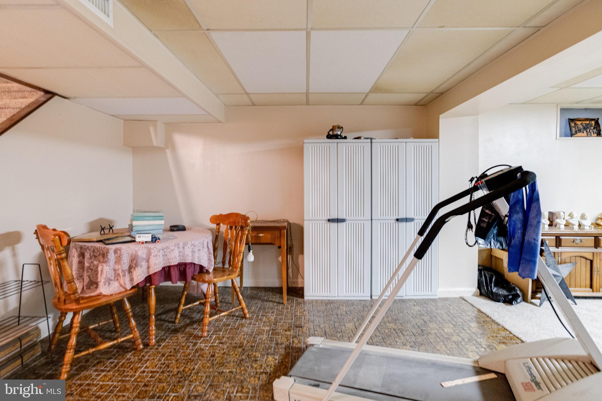 9505 Gunview Road Baltimore, MD 21236 - Photo 47 of 59